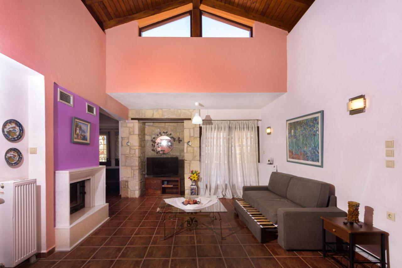 Danai House Apartment เนอาโรดา ภายนอก รูปภาพ