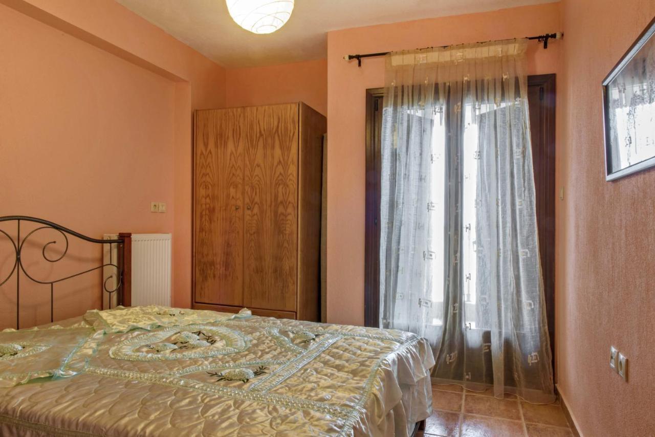 Danai House Apartment เนอาโรดา ภายนอก รูปภาพ